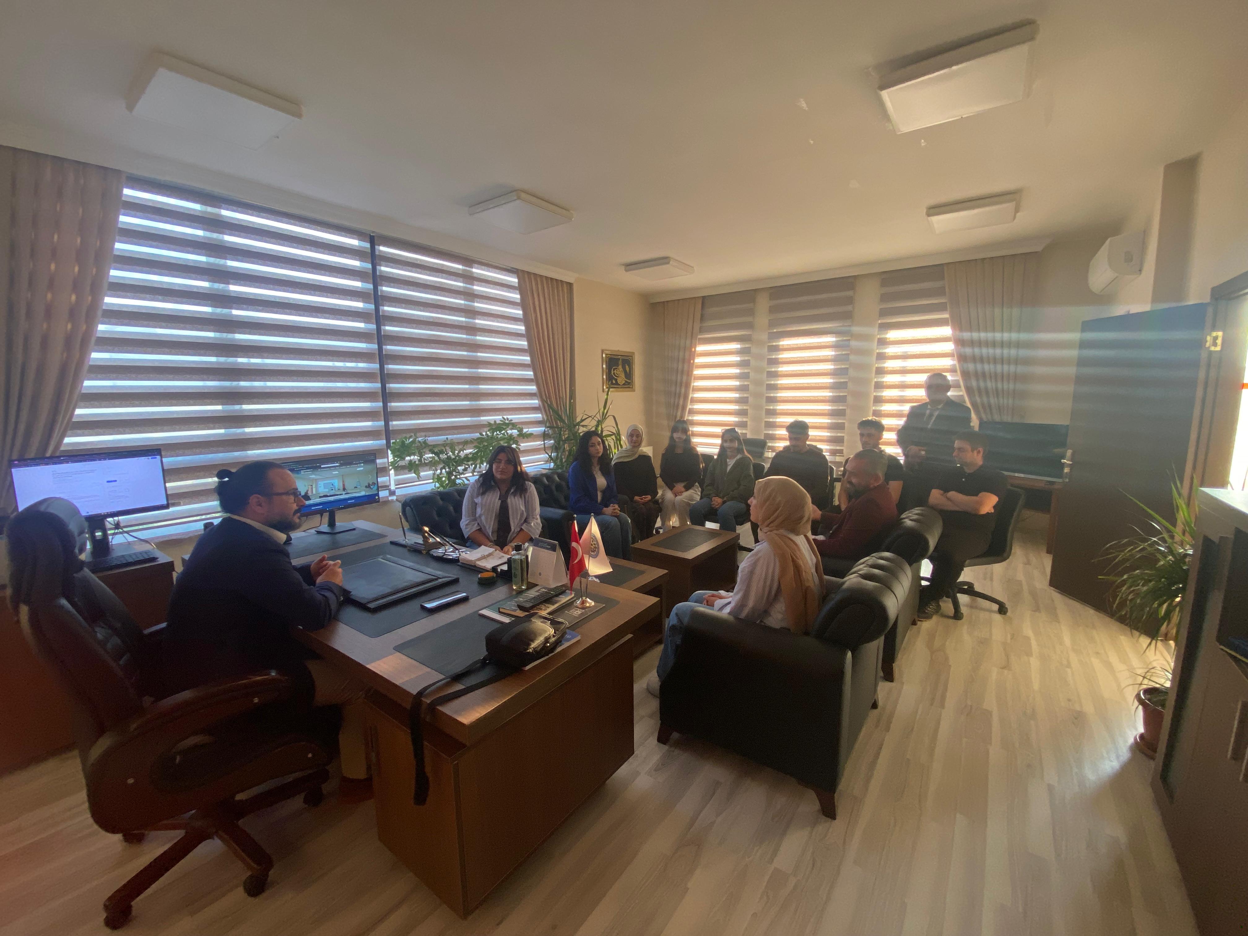 OYAÇ Öğrenci Topluluğu, Yeni Dönem Planlarını MYO Müdürü Doç. Dr. Şekip Esat HAYBER’e Sundu